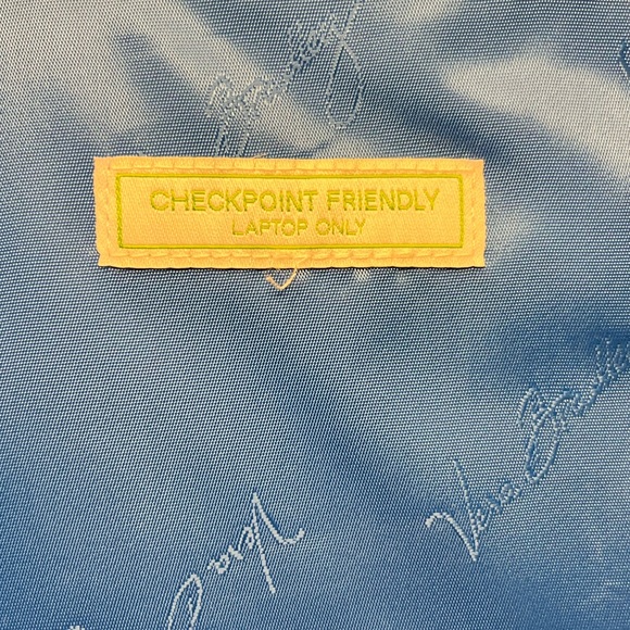 Vera Bradley Blue Doodle Daisy Floral Laptop Tablet Quilted Bag Case - Picture 8 of 13